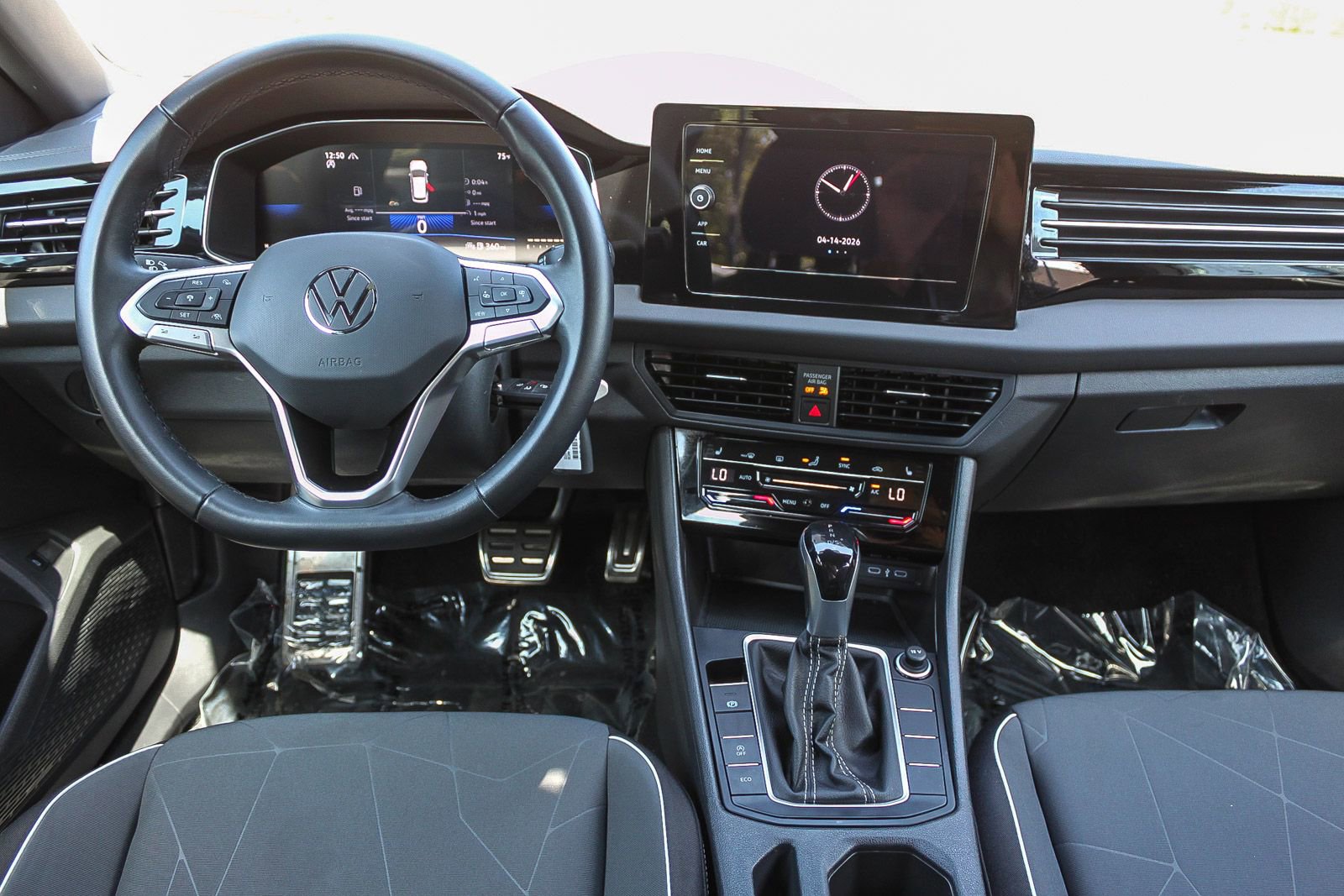 Used 2025 Volkswagen Jetta Sport FWD image 13