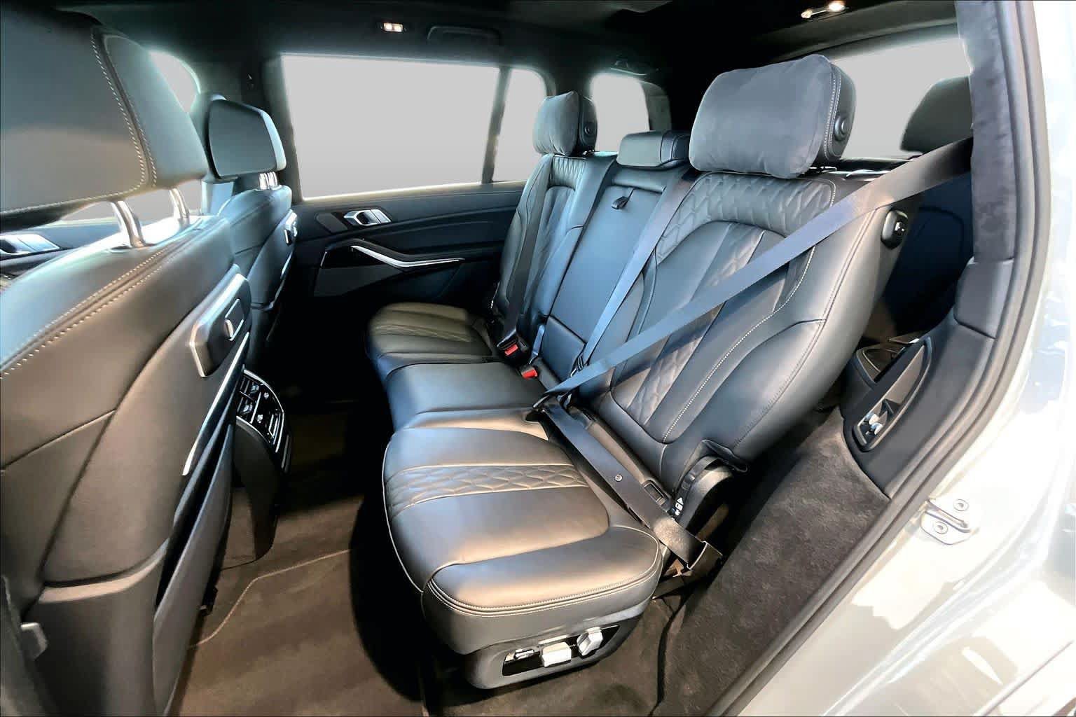 Used 2026 BMW X7 M60i AWD/4WD image 22