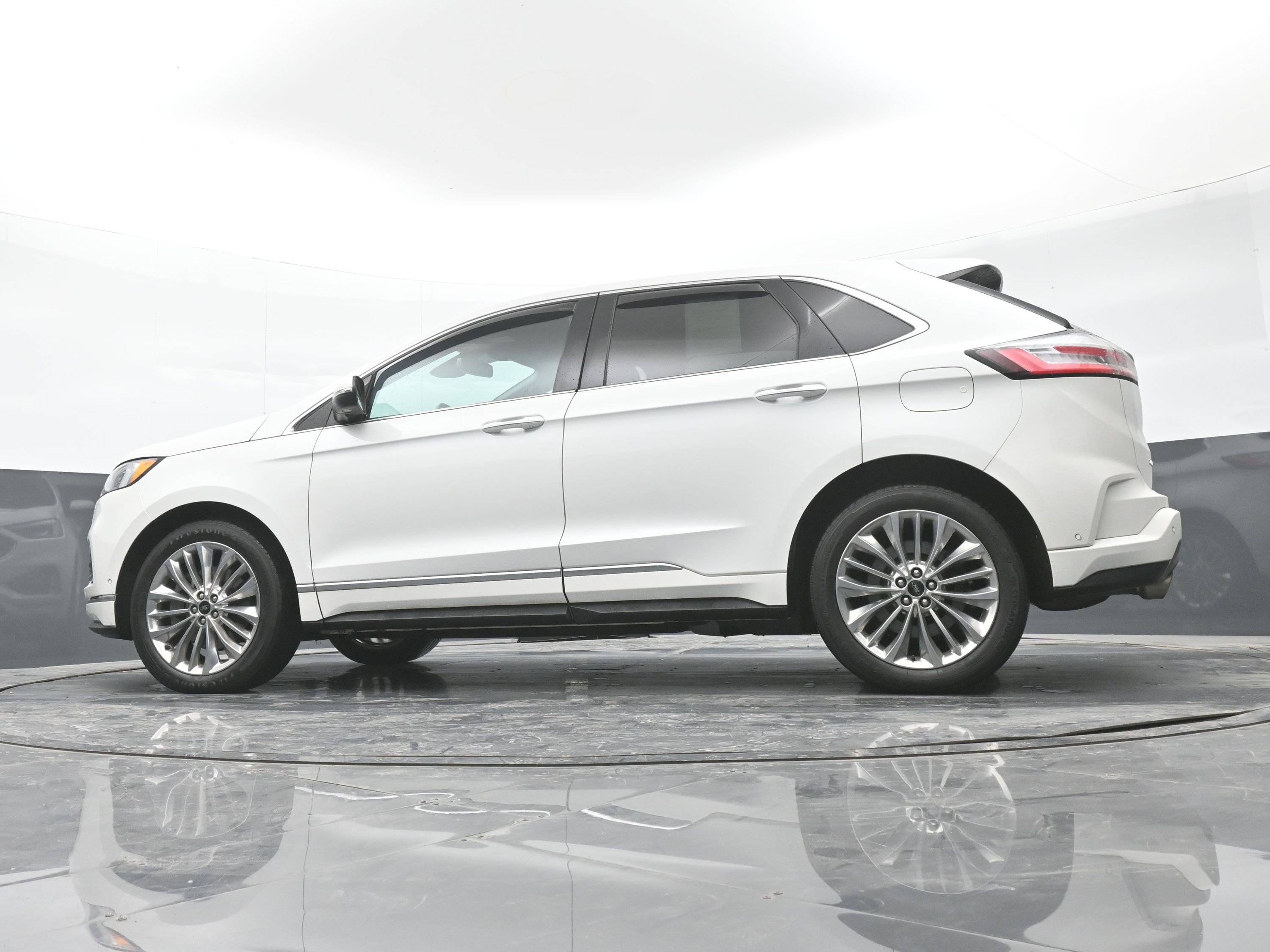 Used 2021 Ford Edge Titanium w/ Equipment Group 301A image 40