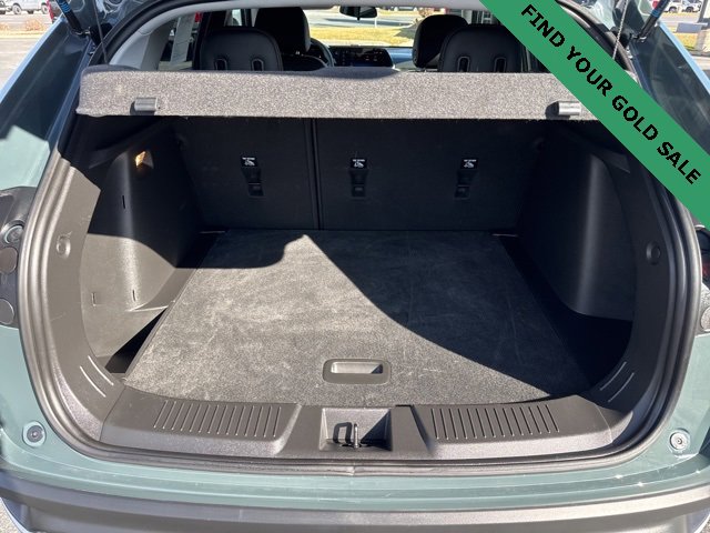 Used 2025 Chevrolet Trax LT image 11