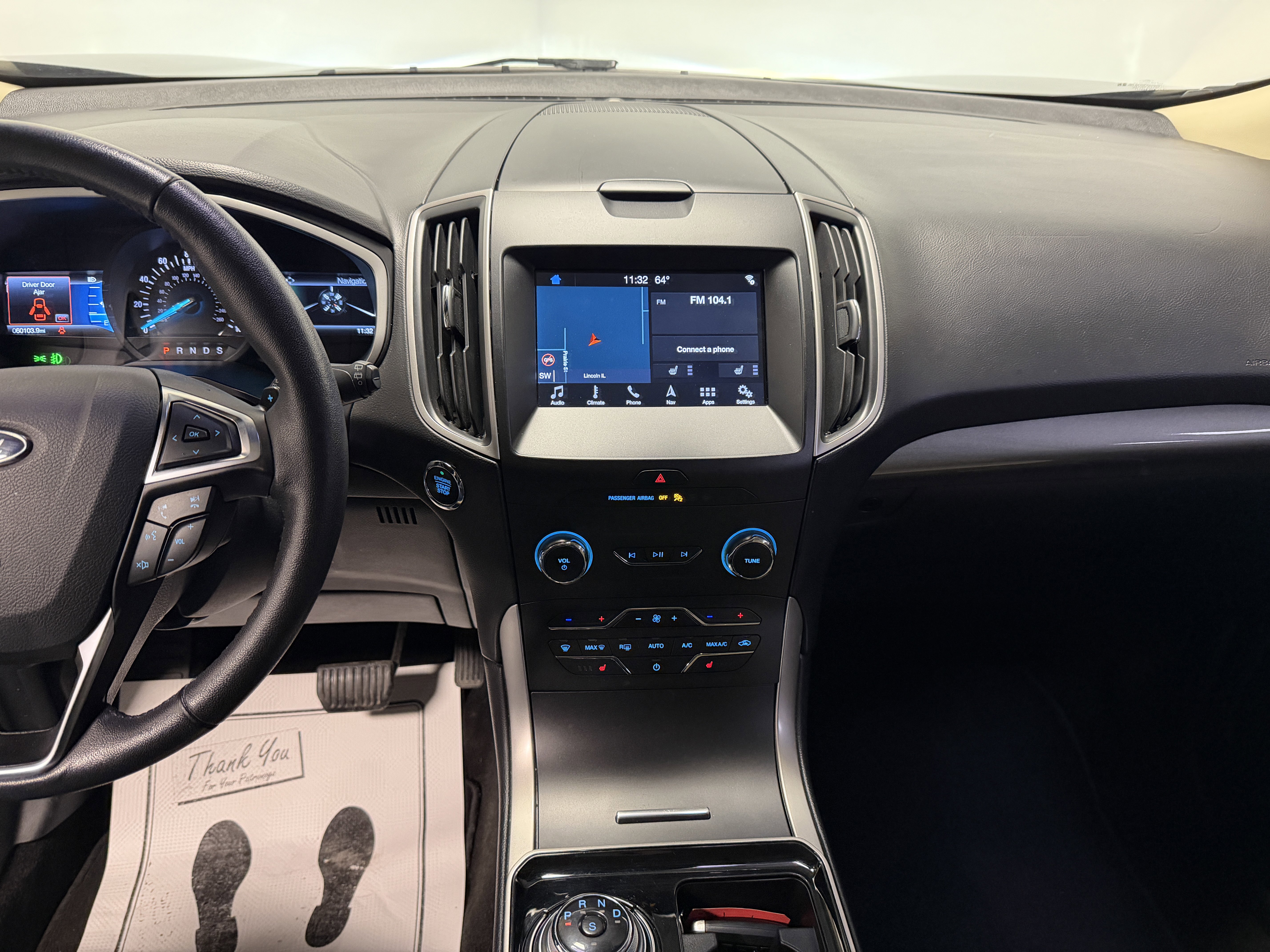 Used 2019 Ford Edge SEL image 4