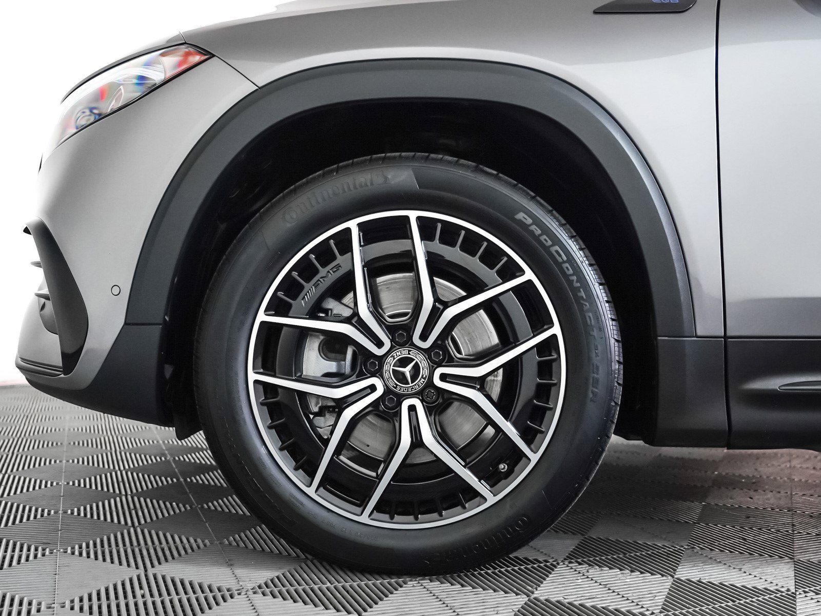 Certified 2022 Mercedes-Benz EQB 300 4MATIC image 6