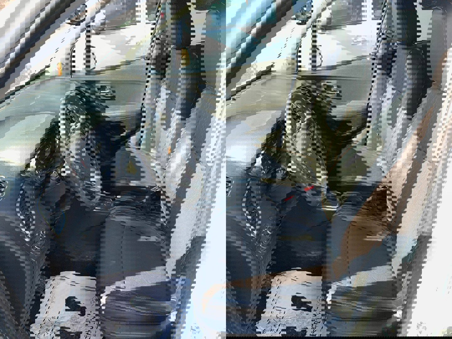 Used 2019 Chevrolet Trax LT w/ LT Convenience Package image 9