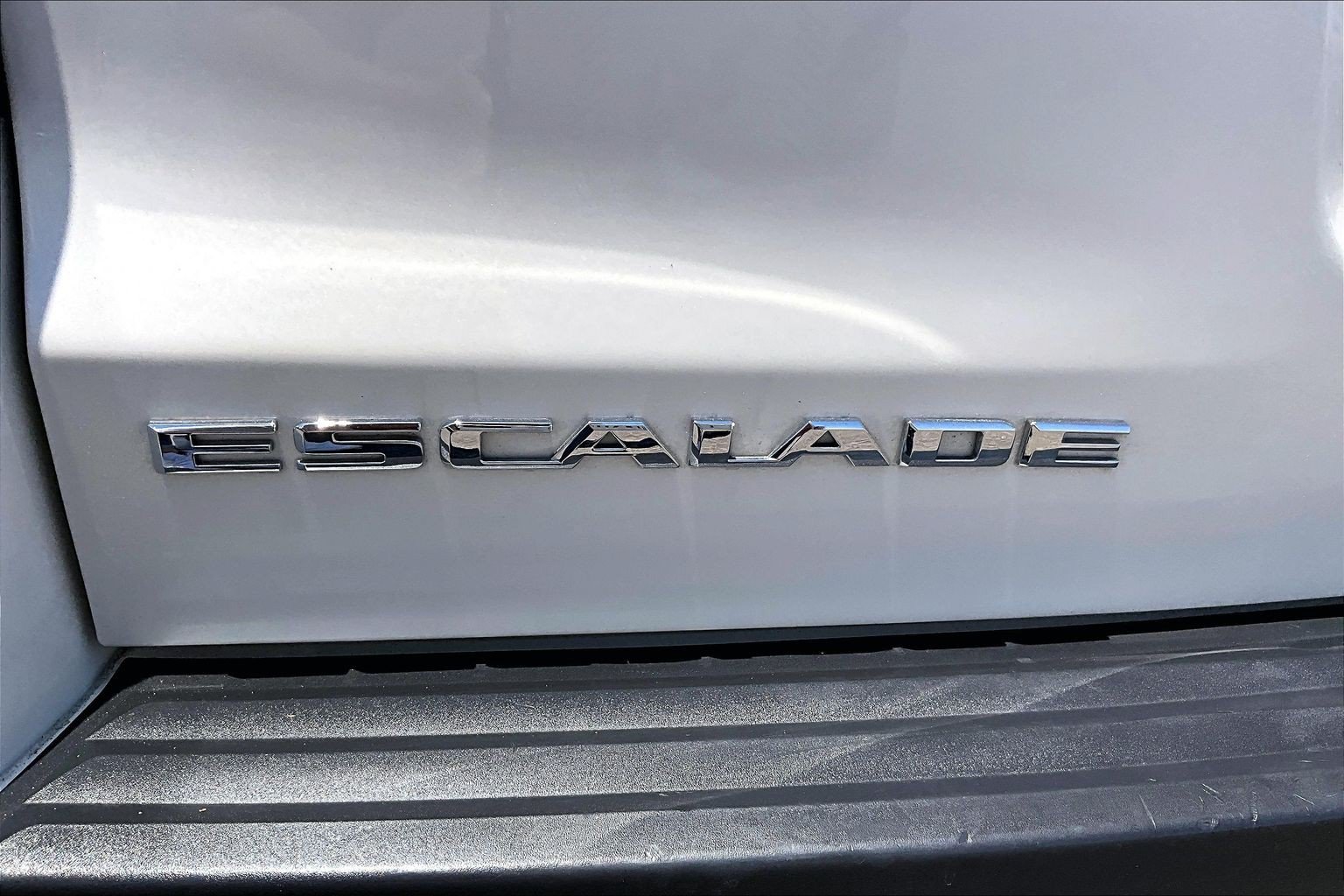 Used 2015 Cadillac Escalade ESV Luxury AWD/4WD image 33