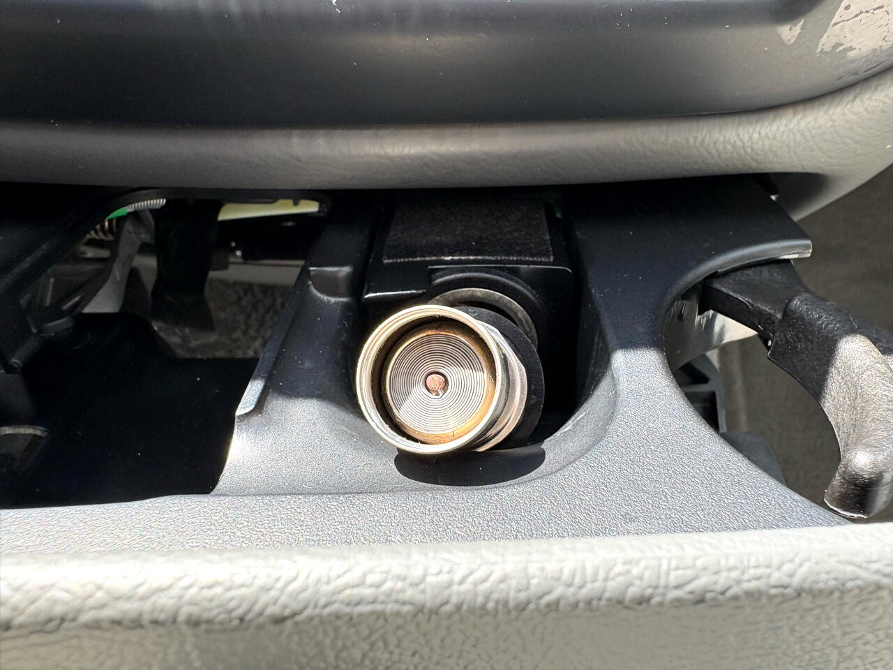 Used 2005 Mercury Grand Marquis GS image 34