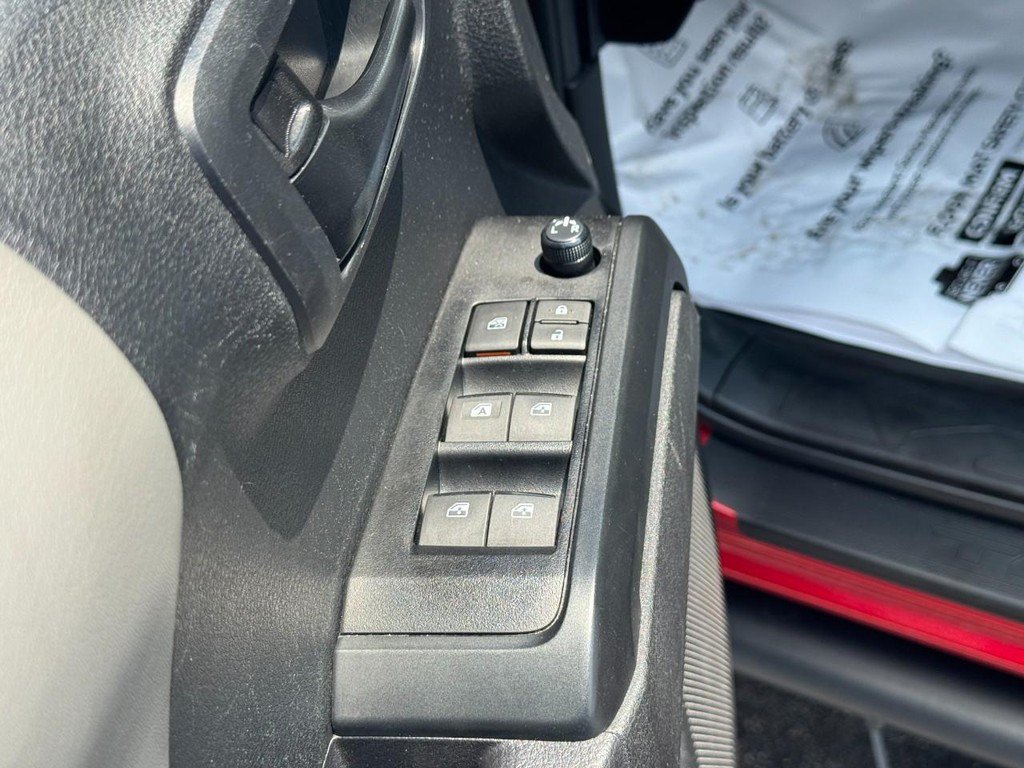 Certified 2023 Toyota Tacoma SR AWD/4WD image 16
