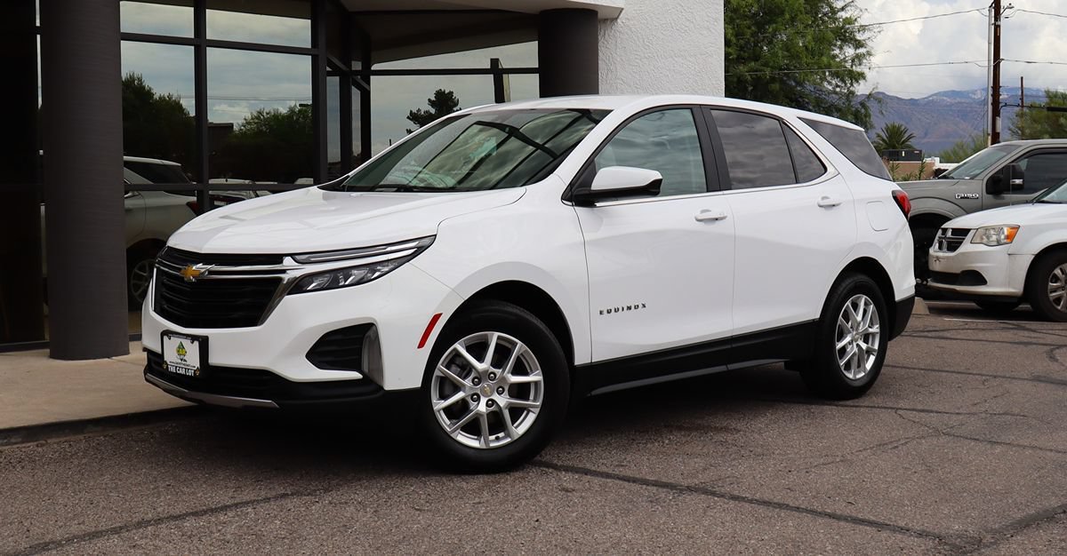 Used 2022 Chevrolet Equinox LT FWD image 2