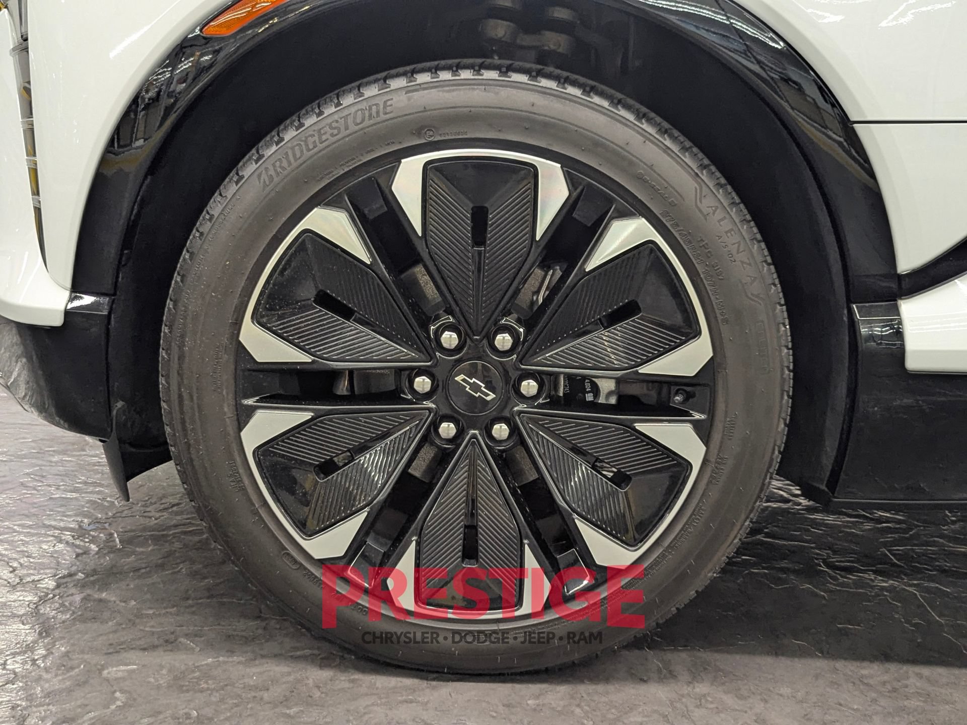 Used 2024 Chevrolet Blazer EV RS RWD image 15