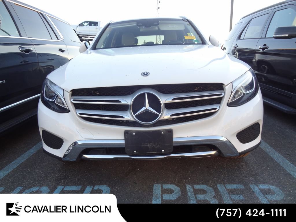 Used 2019 Mercedes-Benz GLC 300 4MATIC image 11