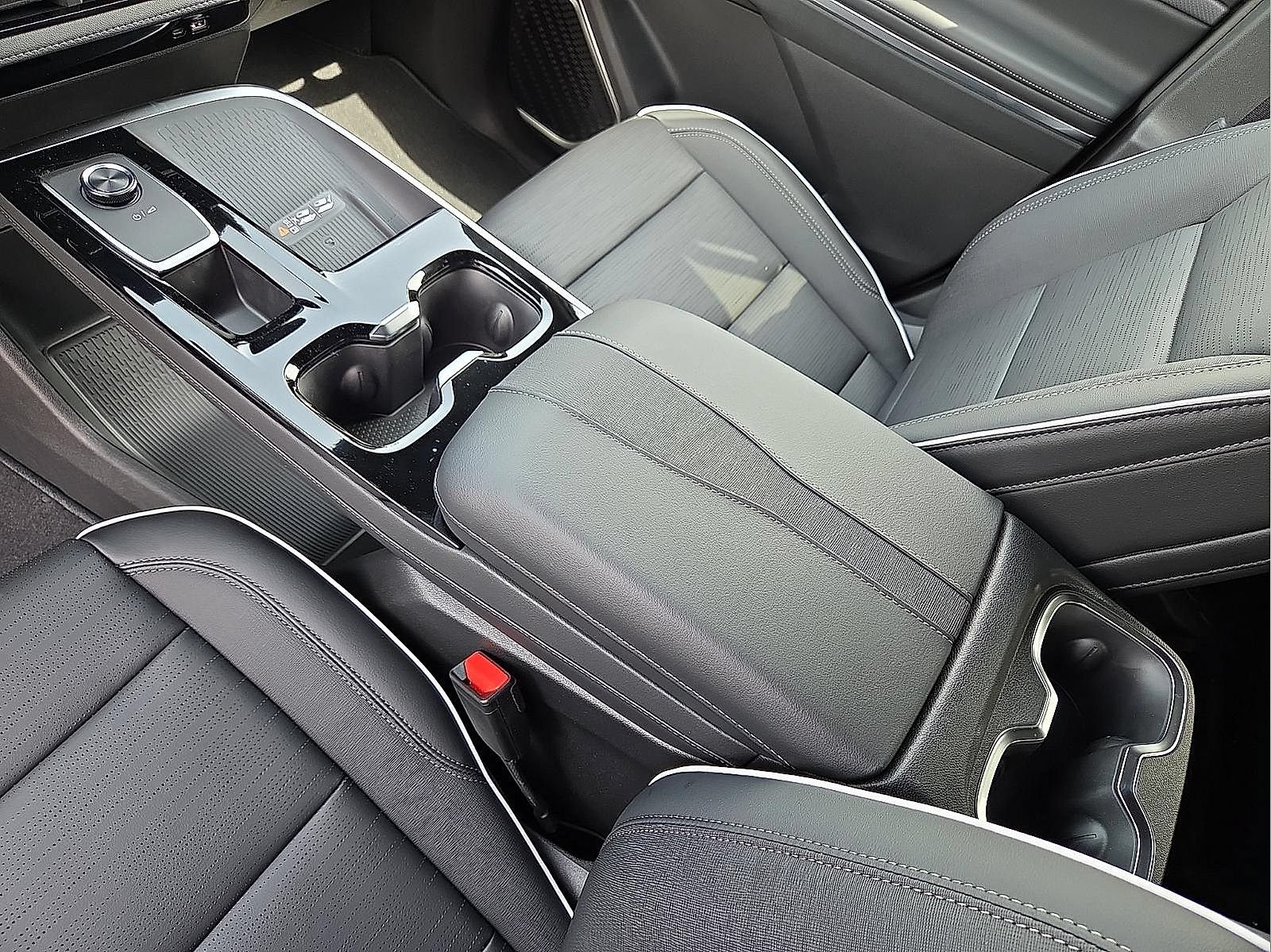 New 2026 Buick Enclave Sport Touring w/ Power Package FWD image 25