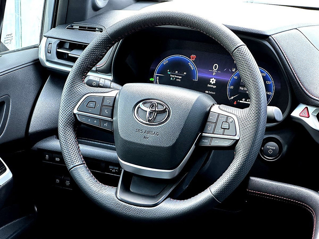 New 2026 Toyota Sienna XSE FWD image 22