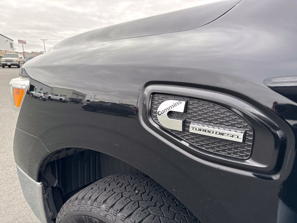 Used 2017 Nissan Titan SL AWD/4WD image 42