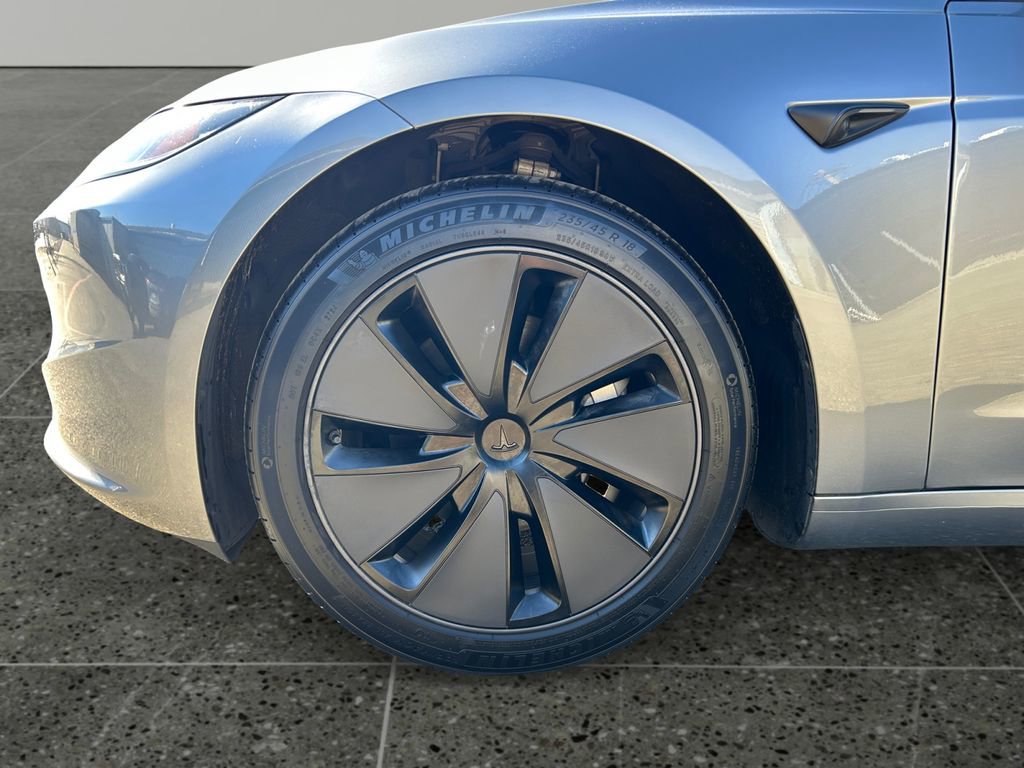 Used 2025 Tesla Model 3 Long Range RWD image 5