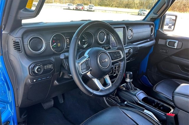 Used 2022 Jeep Wrangler Unlimited Sahara w/ Cold Weather Group image 15