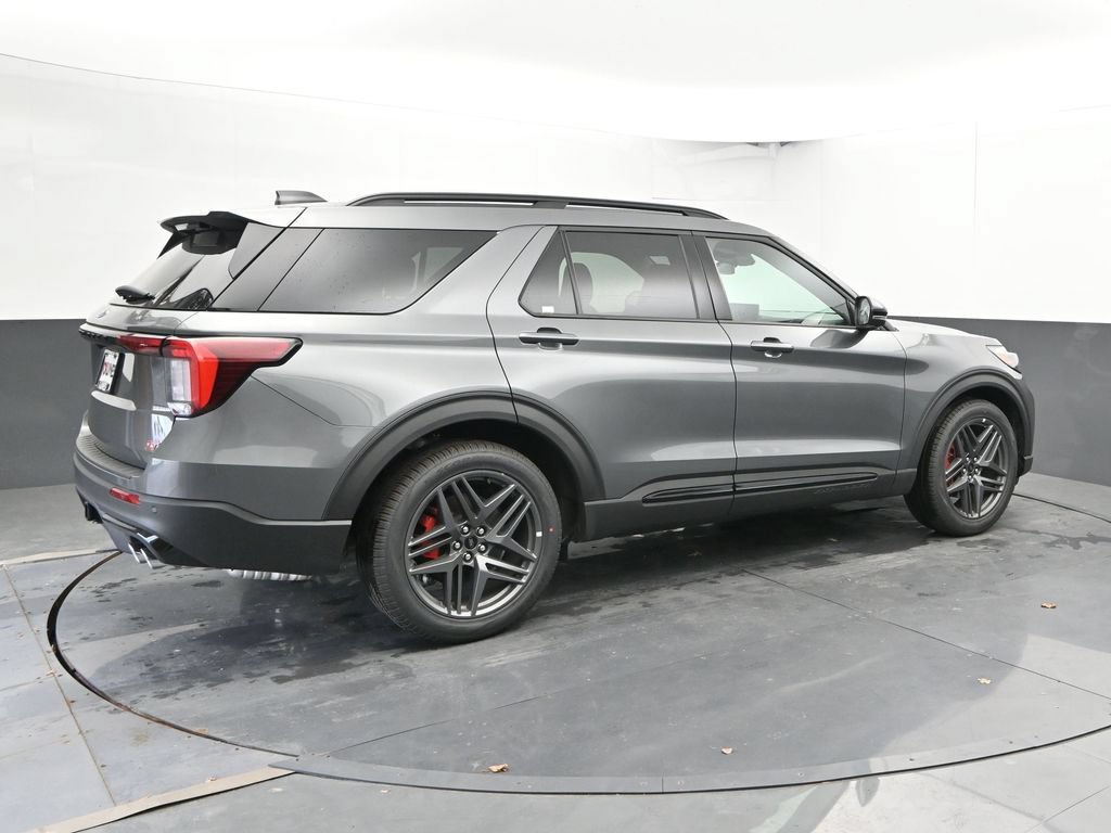 New 2026 Ford Explorer ST AWD/4WD image 2