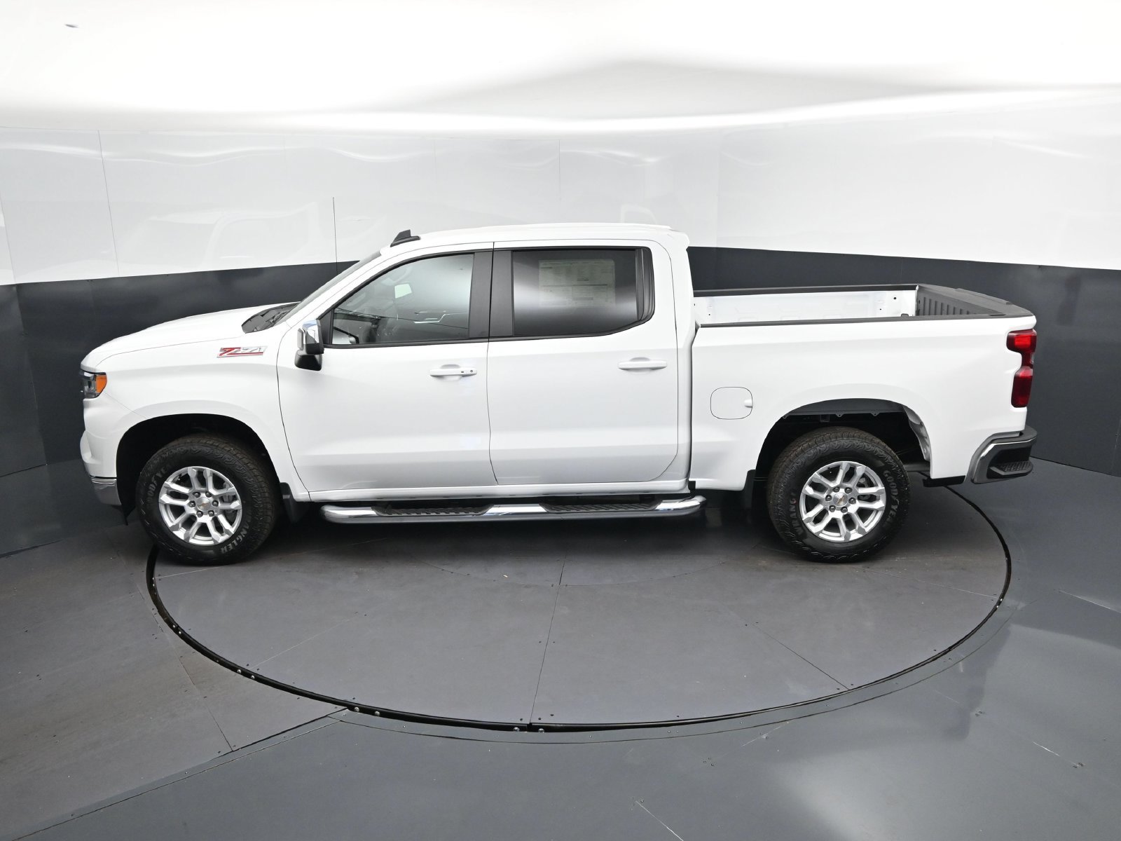 New 2026 Chevrolet Silverado 1500 LT w/ Z71 Off-Road Package AWD/4WD image 32