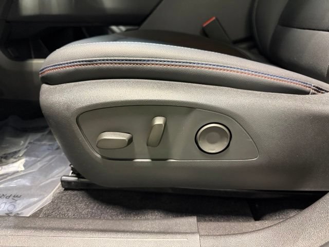 Certified 2024 Chevrolet Equinox EV RS AWD/4WD image 13