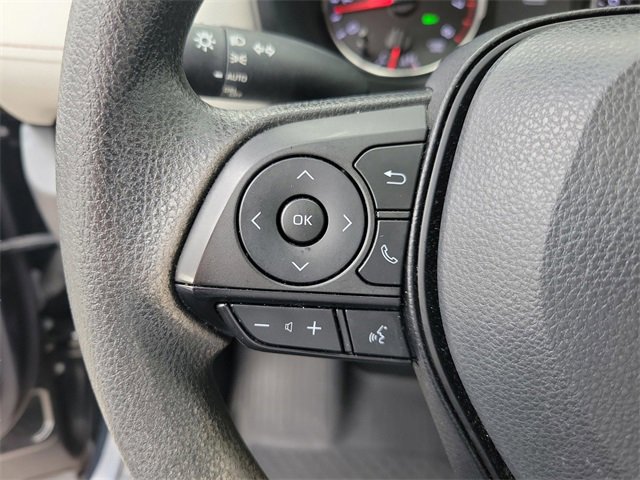 Used 2022 Toyota RAV4 XLE w/ Convenience Package image 16