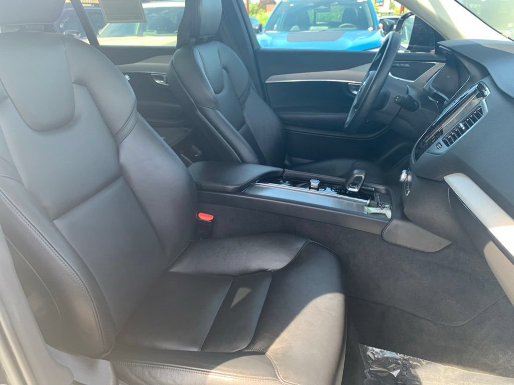 Used 2023 Volvo XC90 B5 Core w/ Protection Package Premier AWD/4WD image 21