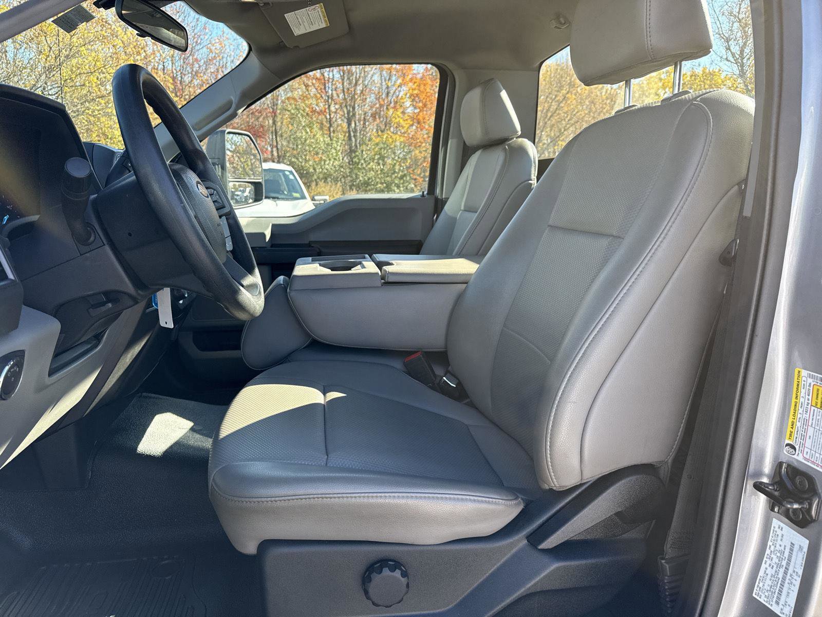 Used 2020 Ford F350 XL w/ Snow Plow Prep Package image 9