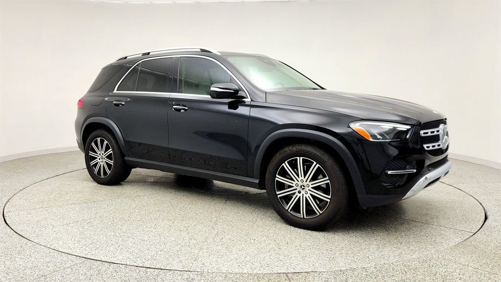 Used 2025 Mercedes-Benz GLE 450e 4MATIC image 3