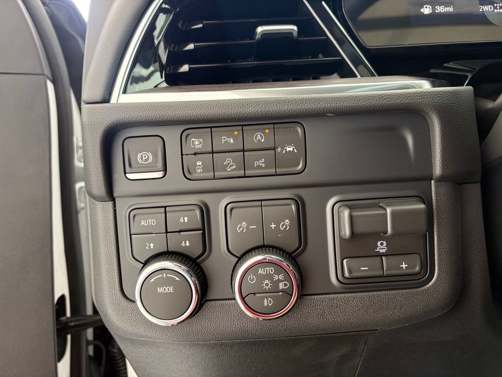 New 2026 Chevrolet Tahoe LT w/ Comfort Package AWD/4WD image 3