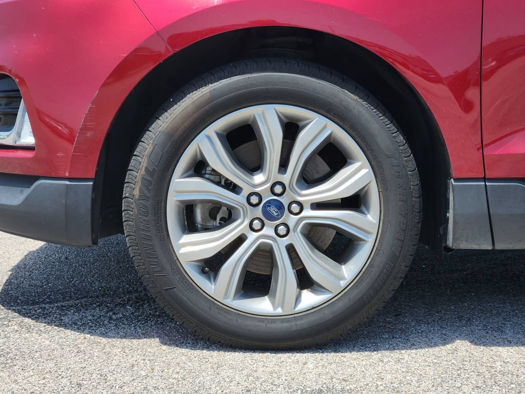 Used 2019 Ford Edge Titanium AWD/4WD image 7