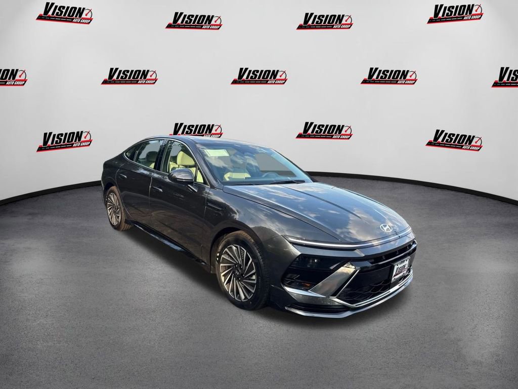 New 2025 Hyundai Sonata SEL video 3
