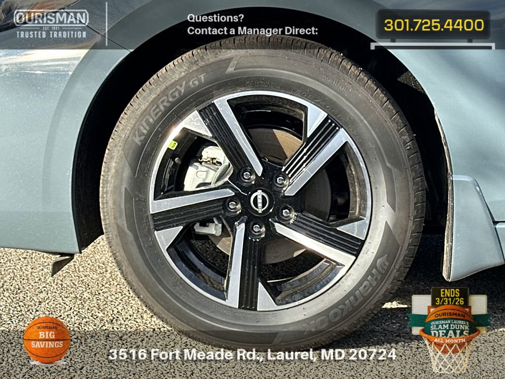 New 2025 Nissan Sentra SV image 5