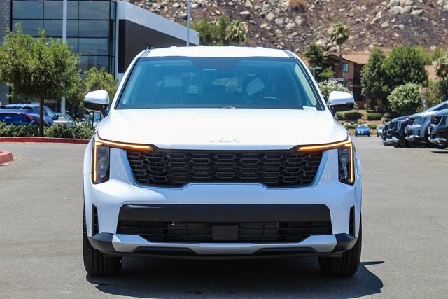 New 2024 Kia Sorento LX FWD image 3