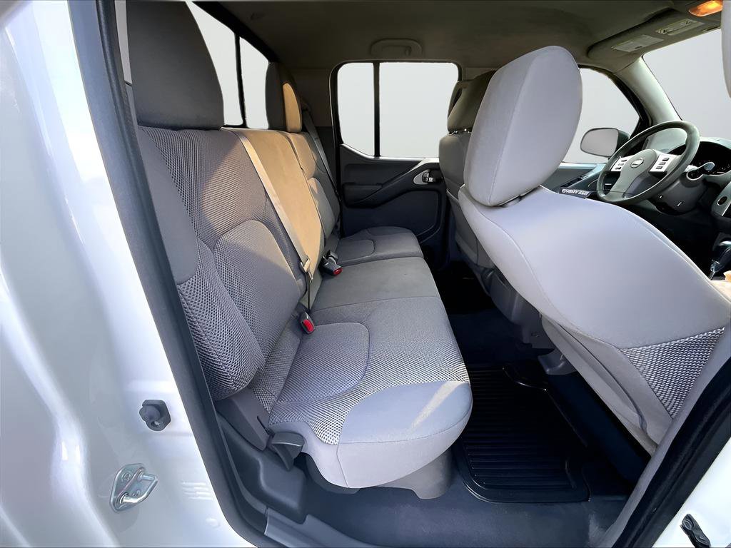 Used 2021 Nissan Frontier SV image 18