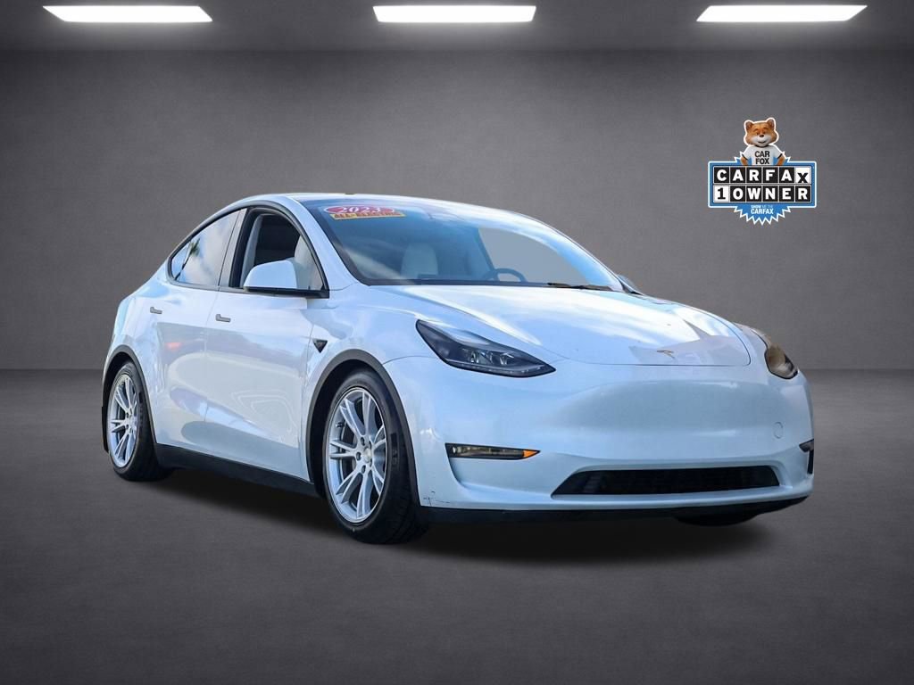 Used 2023 Tesla Model Y Long Range image 2