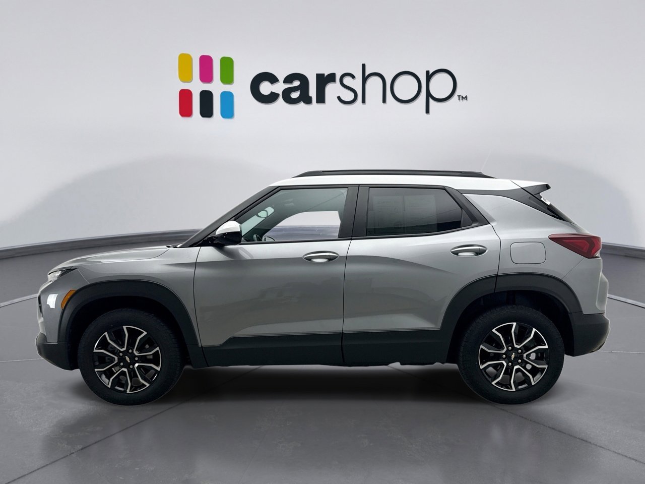 Used 2023 Chevrolet TrailBlazer ACTIV w/ Convenience Package image 2