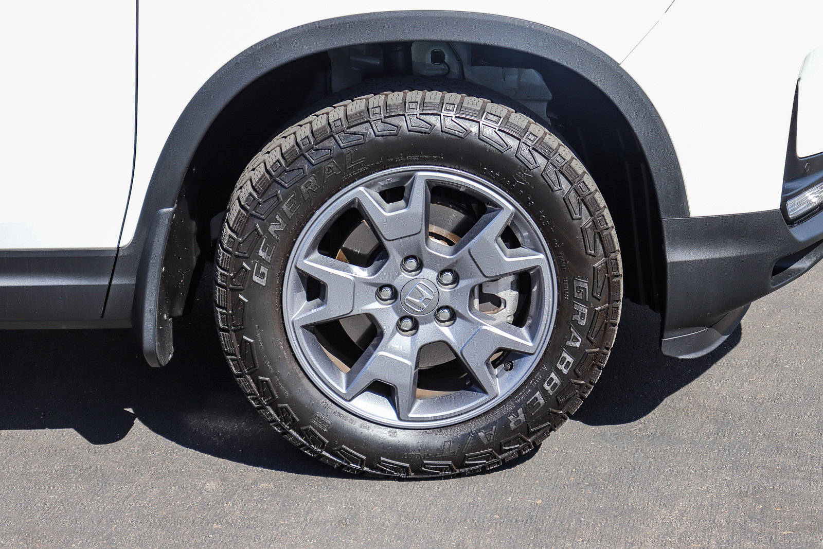 Used 2024 Honda Passport TrailSport image 10