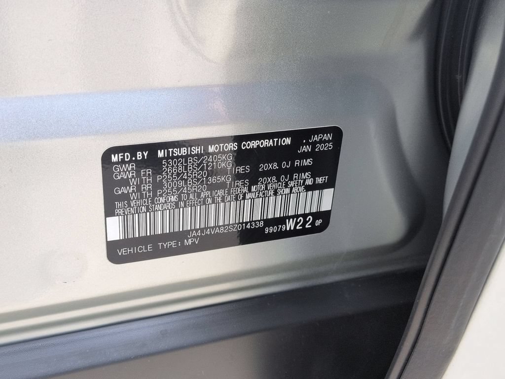 Used 2025 Mitsubishi Outlander SE AWD/4WD image 35