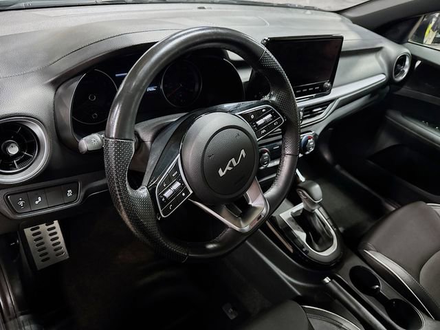 Used 2023 Kia Forte GT-Line image 16