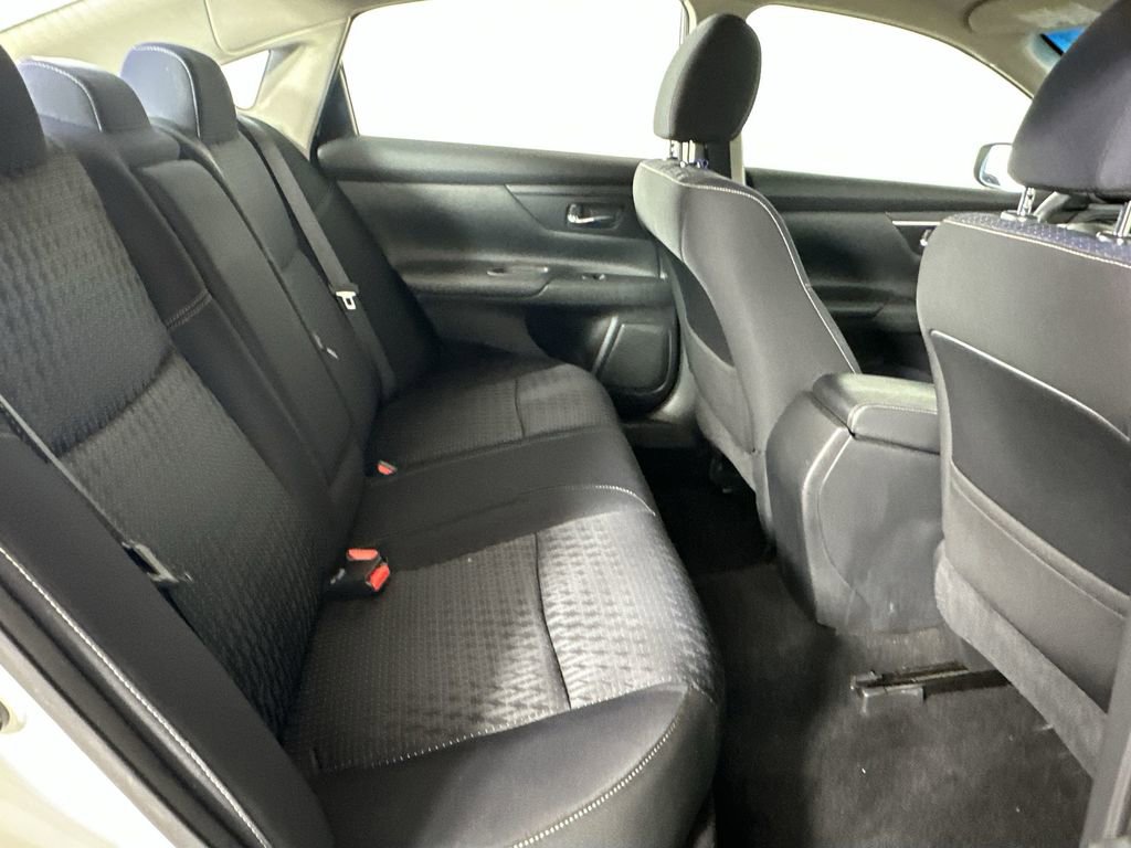 Used 2016 Nissan Altima 2.5 S w/ Power Driver Seat Package FWD image 26