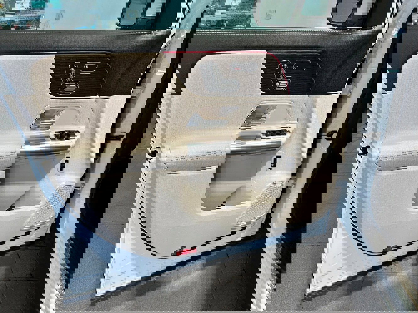 Used 2026 Mercedes-Benz GLA 250 4MATIC image 11