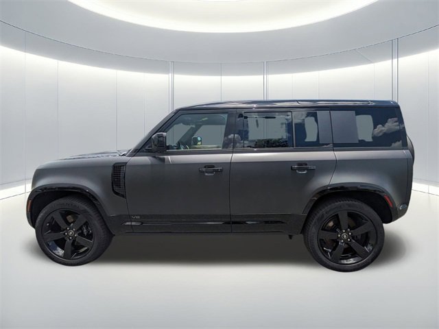 New 2025 Land Rover Defender 110 V8 image 6