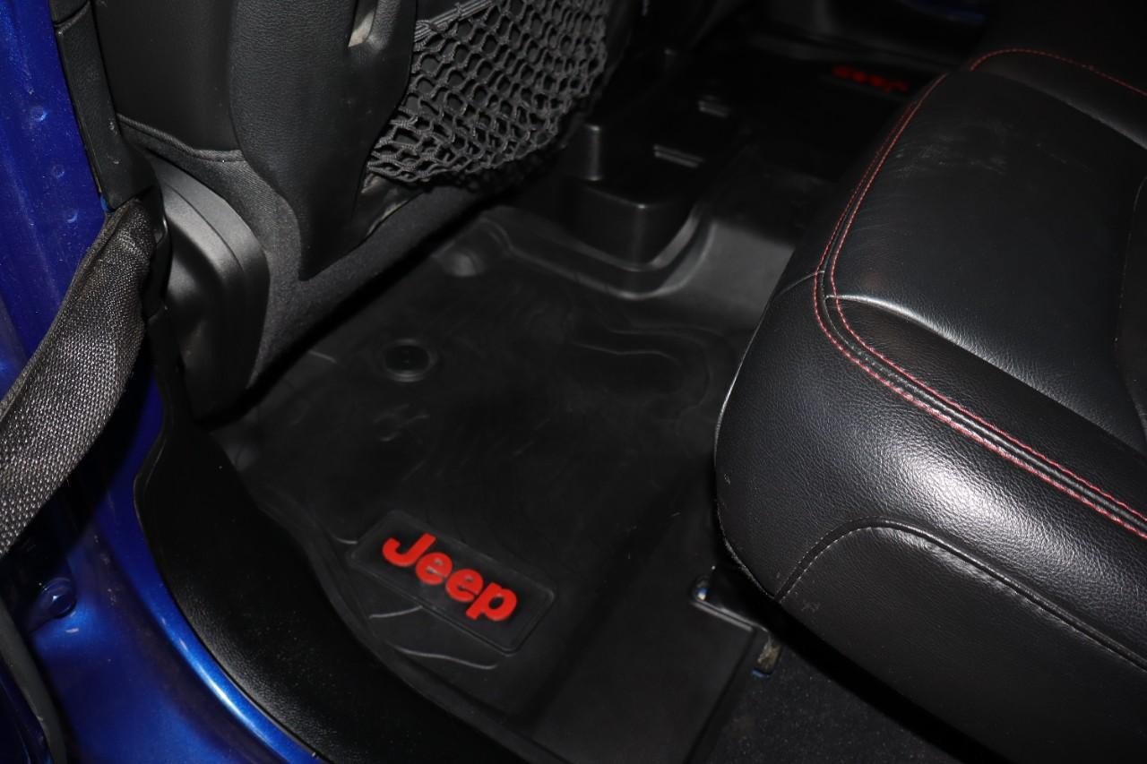 Used 2020 Jeep Wrangler Unlimited Rubicon AWD/4WD image 26