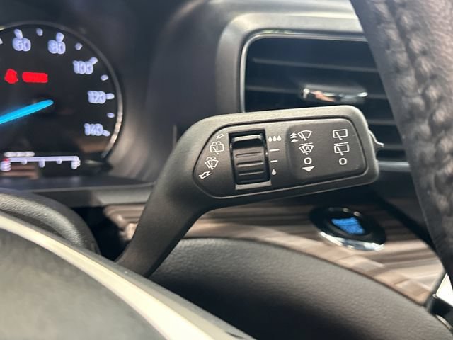 Used 2024 Ford Explorer Limited AWD/4WD image 39
