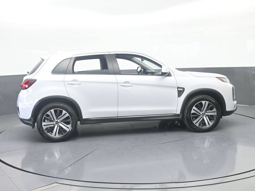 New 2027 Mitsubishi Outlander Sport ES FWD image 7