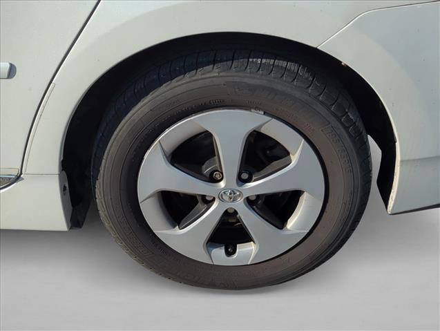 Used 2014 Toyota Prius Four FWD image 6