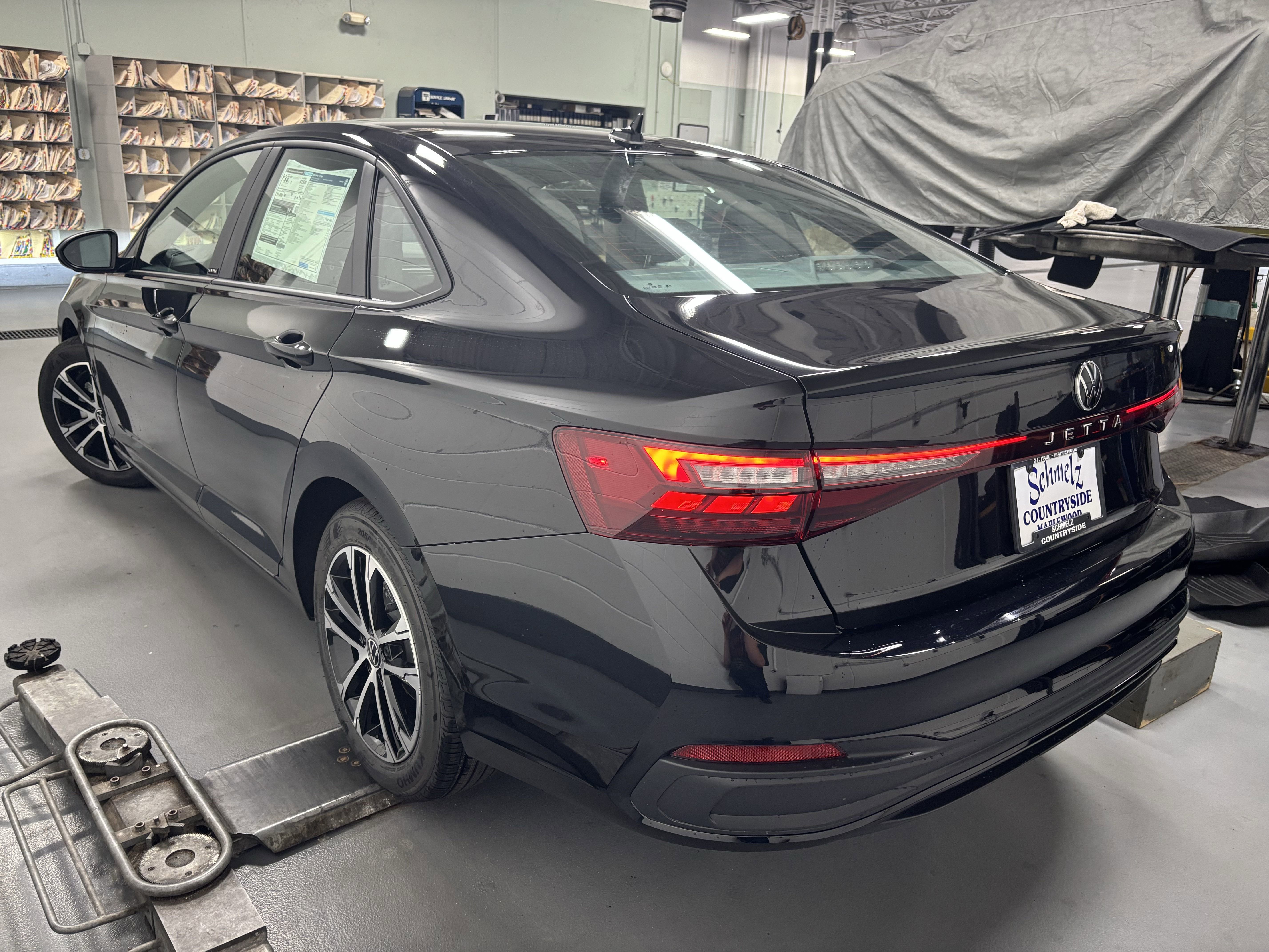 New 2025 Volkswagen Jetta Sport image 9