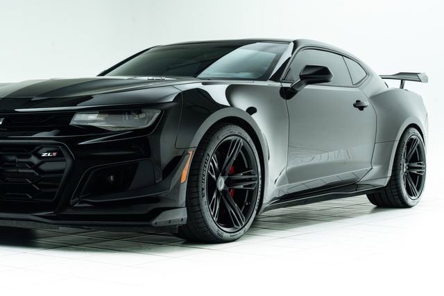 Used 2018 Chevrolet Camaro ZL1 image 9