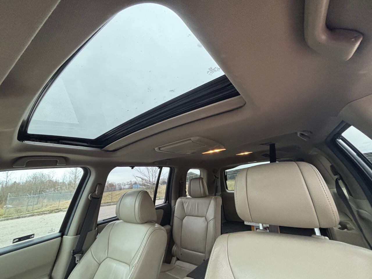 Used 2012 Honda Pilot Touring image 11