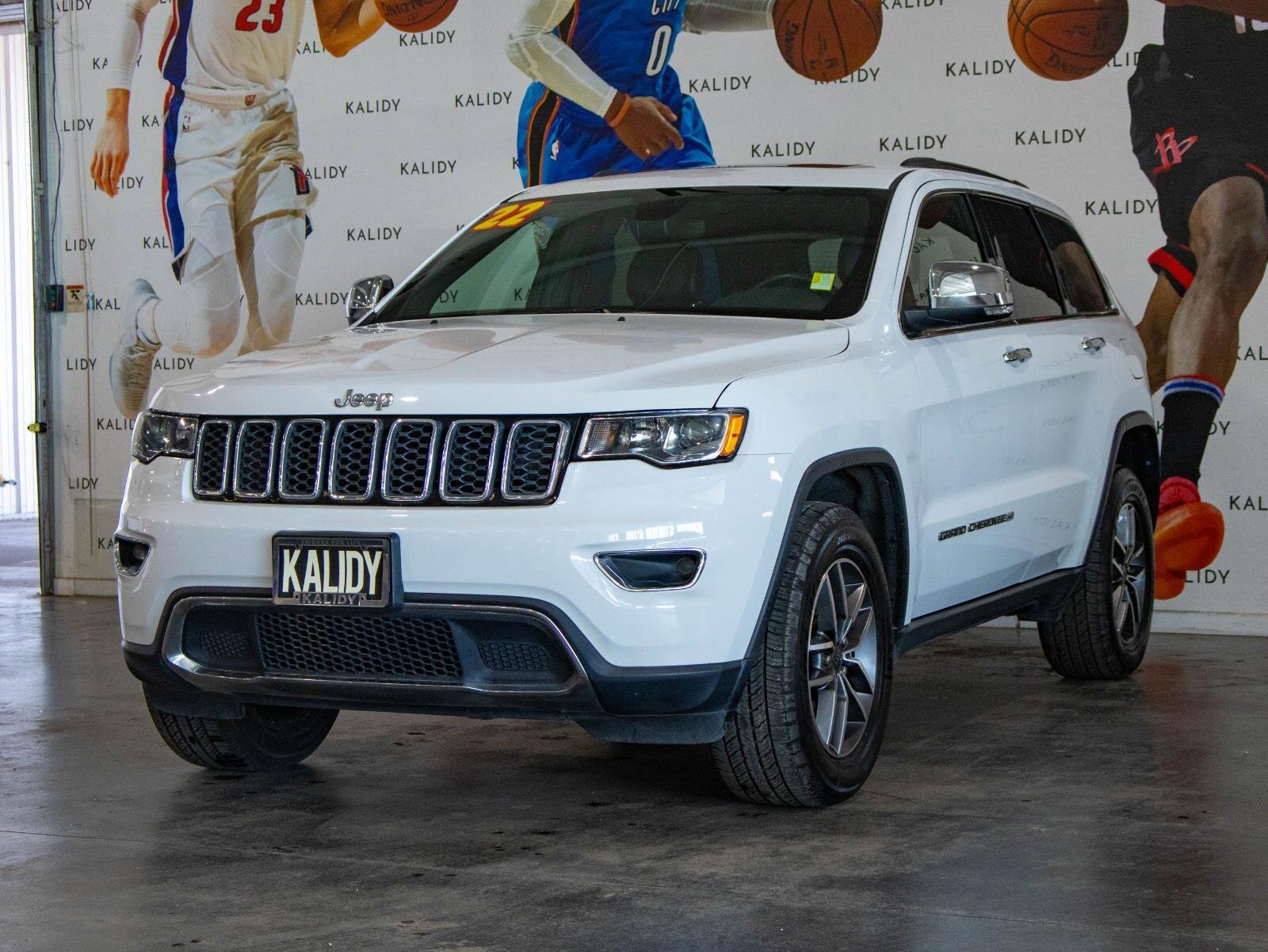 Used 2022 Jeep Grand Cherokee Limited image 22