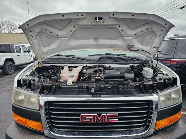 Used 2013 GMC Savana 3500 LT w/ LT Preferred Equipment Group image 32