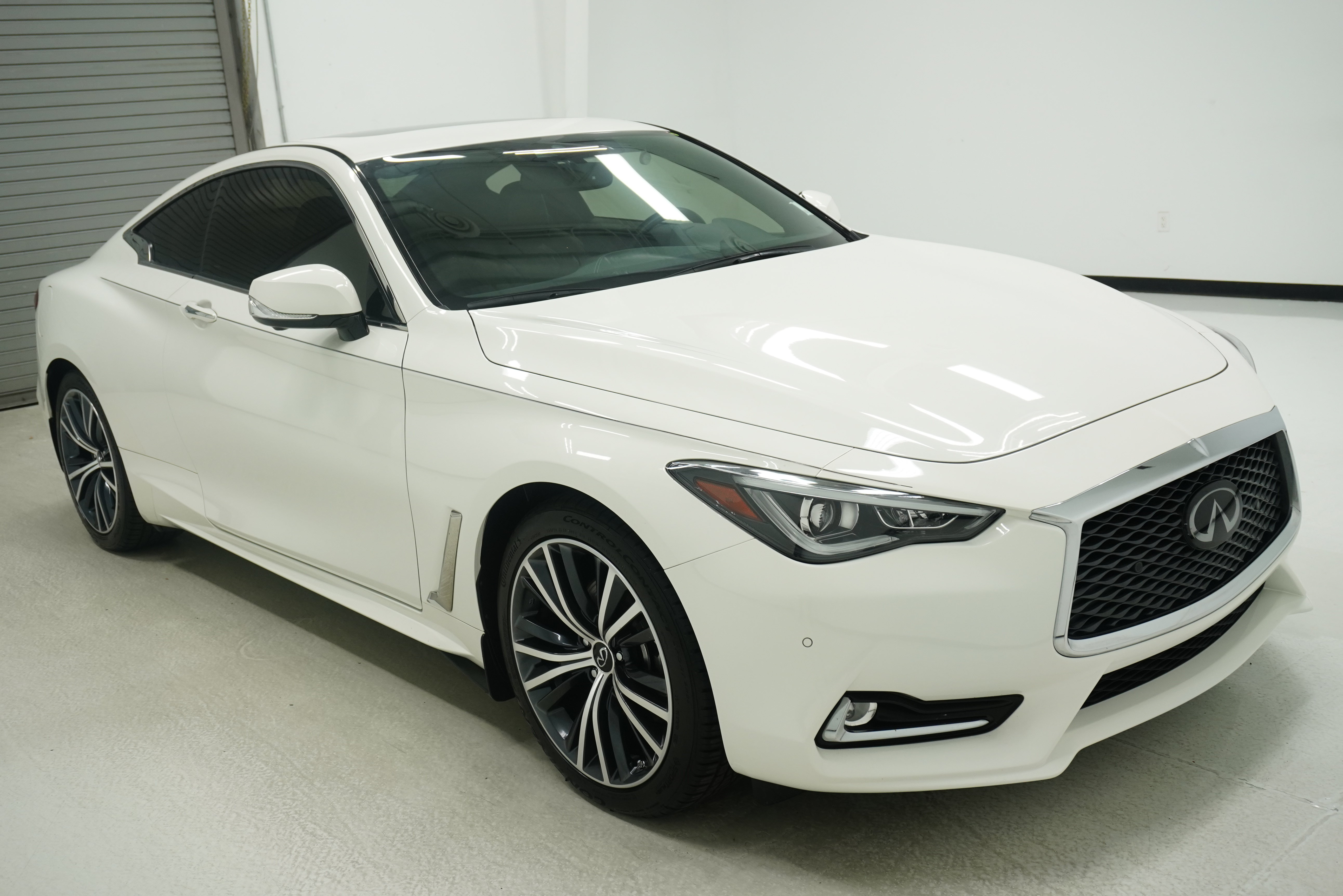 Used 2021 INFINITI Q60 3.0t Luxe w/ Cargo Package AWD/4WD image 3