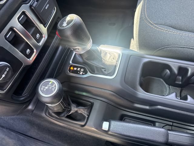 Used 2024 Jeep Wrangler Sport AWD/4WD image 14